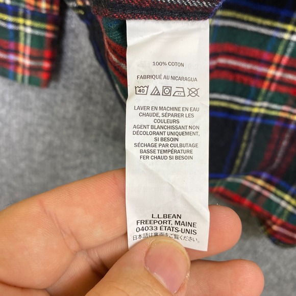 LL Bean Mens Plaid Flannel Shirt Size L-Reg Red Slightly Fitted Cotton - Picture 7 of 8